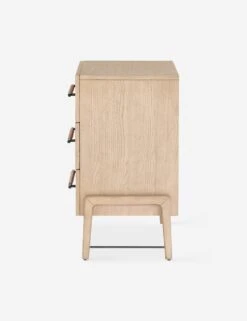 Avalon 3-Drawer Dresser -Household Furnishing Store 108448 002 sid 1 aa498126 73c9 4bc2 80b1 96d927b60327