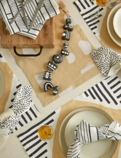 Descent Wall Hanging By Hadiya Williams -Household Furnishing Store 20230111 HadiyaWilliams0256 SiteCrop