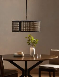 Levan Chandelier -Household Furnishing Store 223656 004 HOV 1