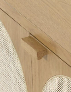 Verna Sideboard -Household Furnishing Store 226308 001 DET 3