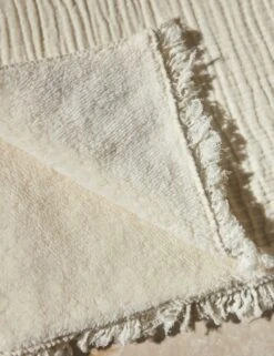 Alaia Sherpa Throw By House No. 23 -Household Furnishing Store AlaiaSherpa Coconut 13872 SITECROP