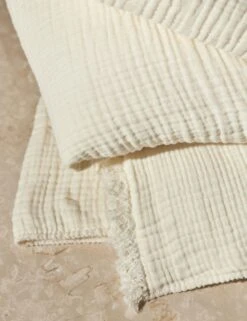 Alaia Sherpa Throw By House No. 23 -Household Furnishing Store AlaiaSherpa Coconut 13878 SITECROP