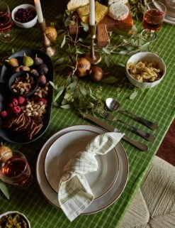 Katherine Plaid Tablecloth By Heather Taylor Home -Household Furnishing Store DiningRoom 15131 Swatch SITECROP