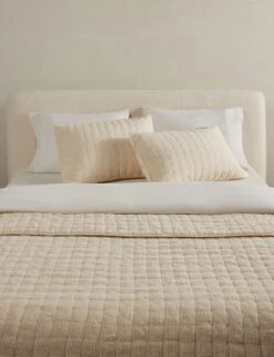 Lammin Linen Quilted Coverlet By Sarah Sherman Samuel 26 Lammin Linen Quilted Coverlet By Sarah Sherman Samuel -Household Furnishing Store LamminLinenCoverlet Goldenrod Queen Full A0656731 1 Product