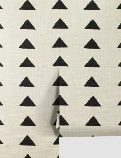 Triangles Grasscloth Wallpaper By Nathan Turner 7 Triangles Grasscloth Wallpaper By Nathan Turner -Household Furnishing Store TrianglesGrassclothBlack