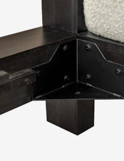 Carlin Platform Bed -Household Furnishing Store zt 1030 25 06 1