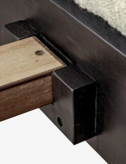 Carlin Platform Bed -Household Furnishing Store zt 1030 25 07 1